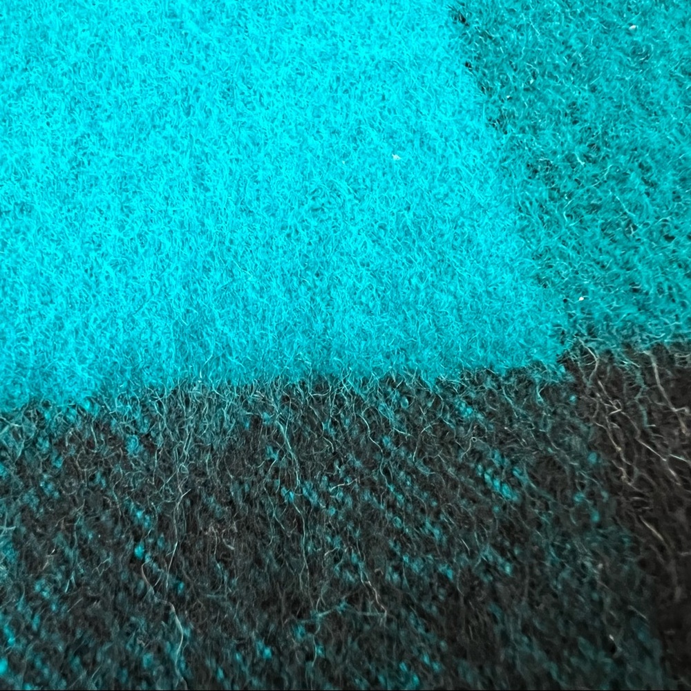 🎄🎁Quality wool/mohair scarf - Picture 3 of 5